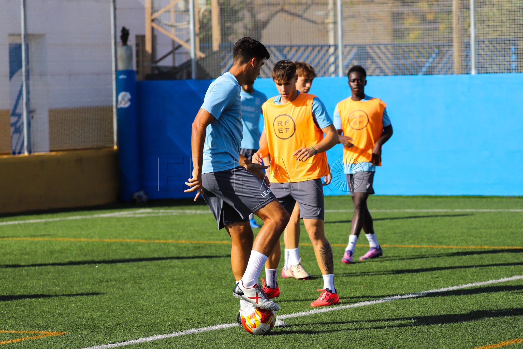 El filial azulino busca su primera victoria en casa ante El Palo FC