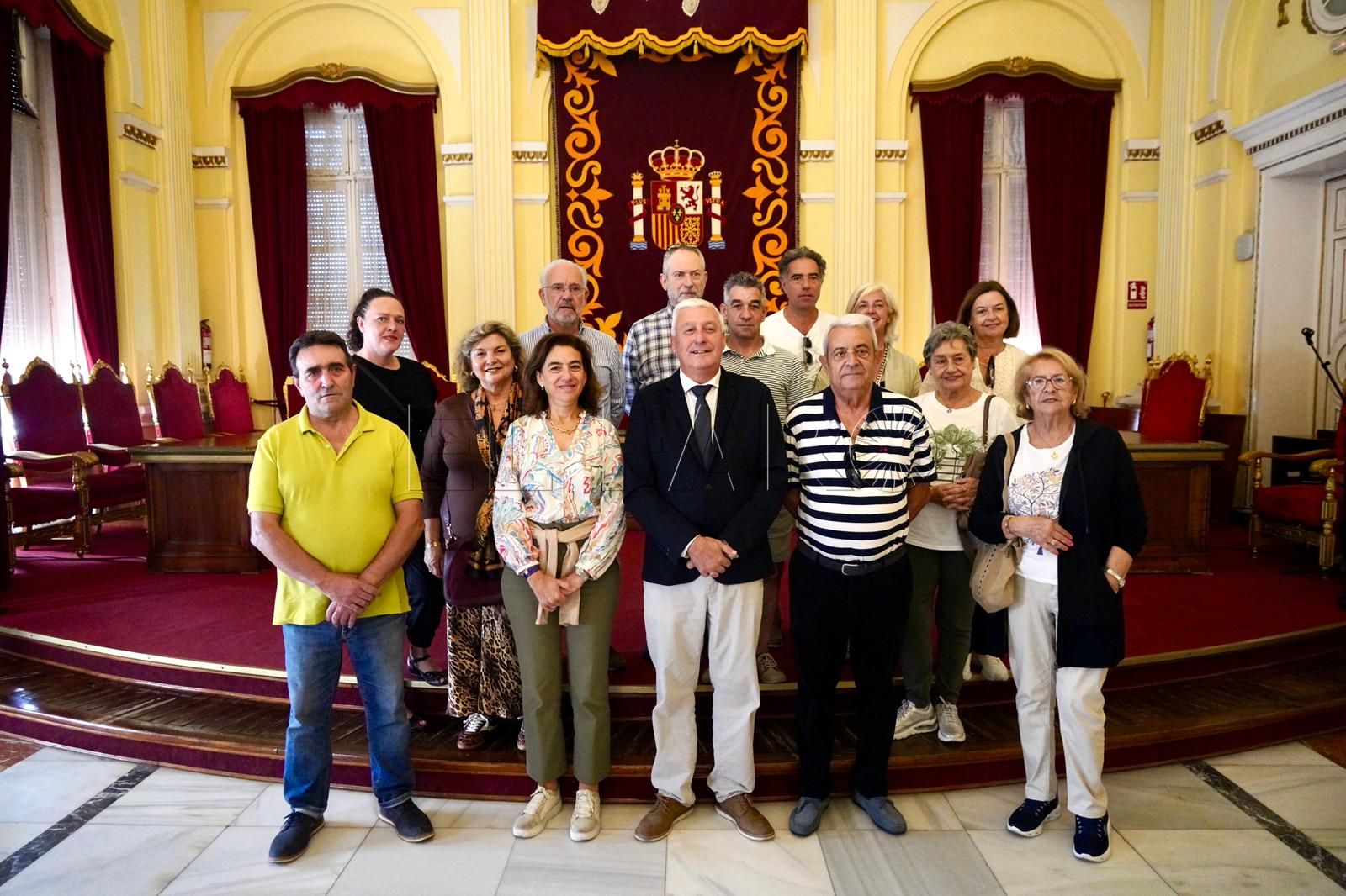 El Salón Dorado acoge la recepción a la Casa de Melilla en Toledo