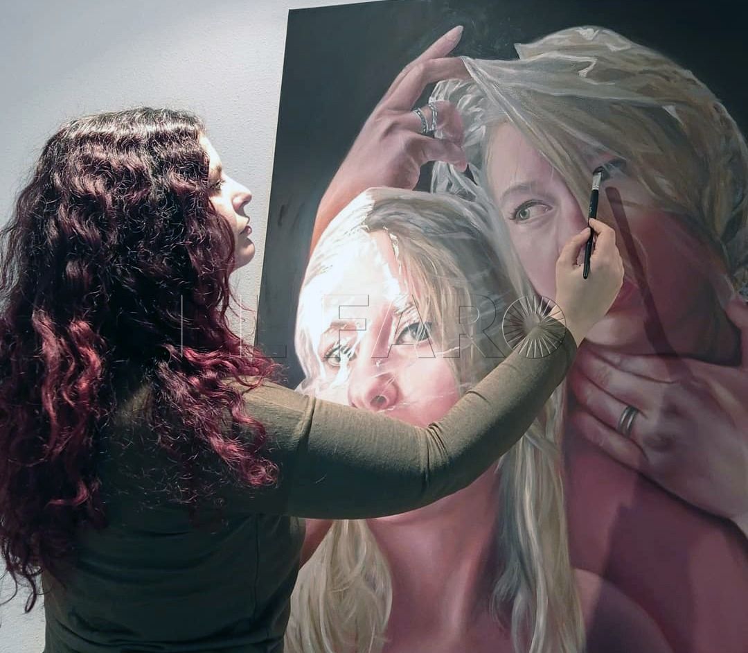 Adela Trifan expresa en sus retratos la energía invisible de lo humano