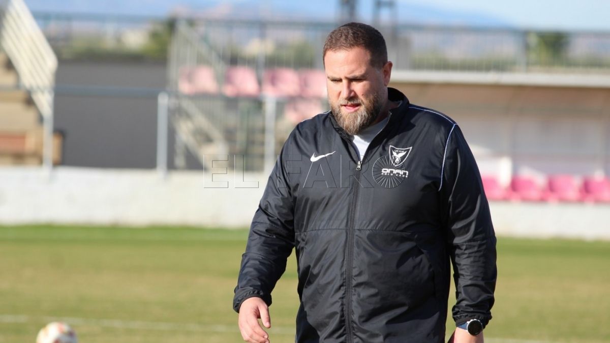 El murciano Javi Motos será el nuevo entrenador de la UD Melilla