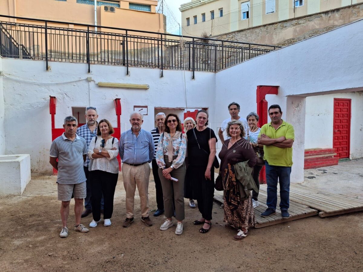 La Casa de Melilla en Toledo visita la plaza de toros