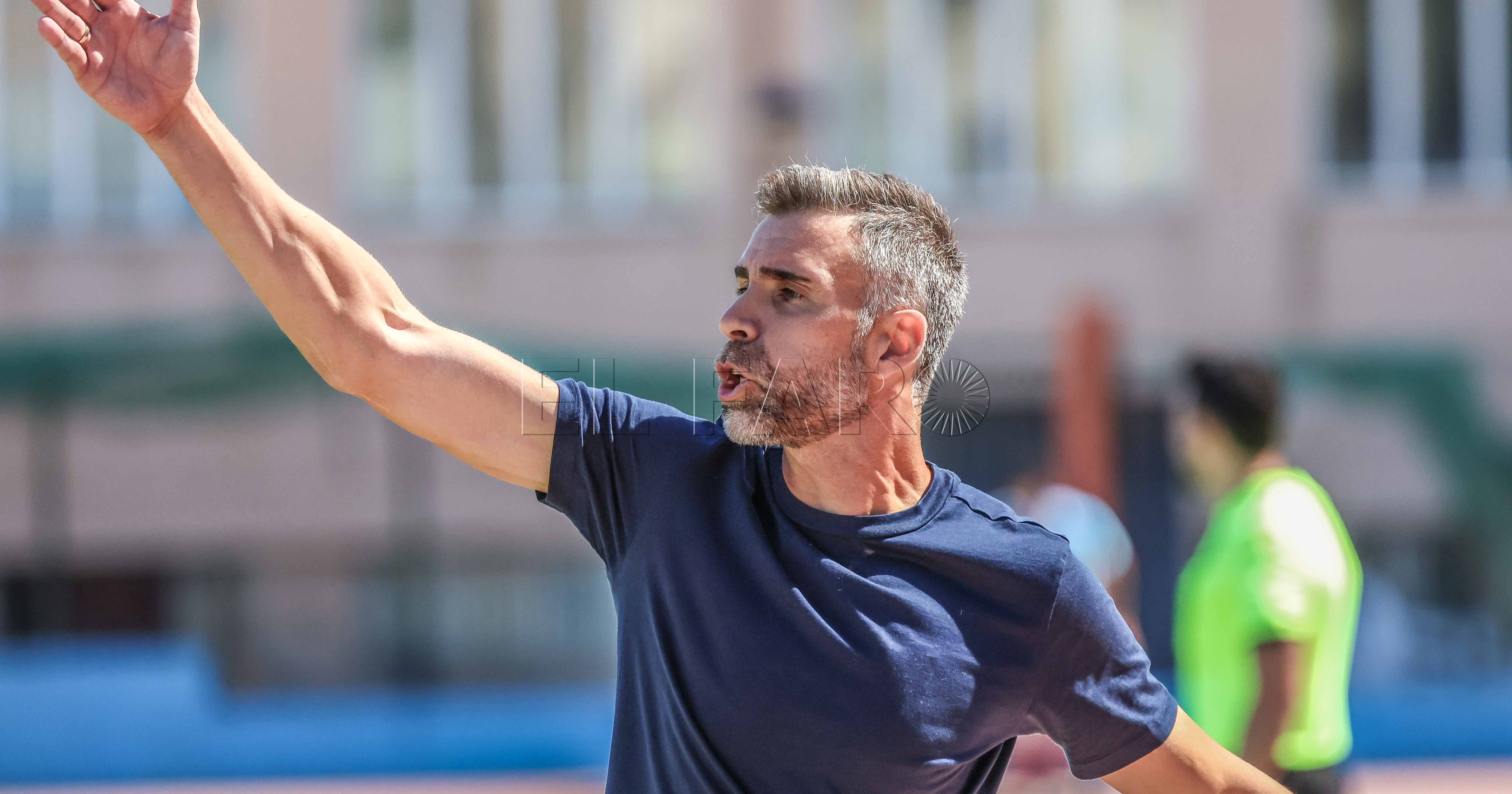 Cifuentes: “Nos vamos del partido enfadados”