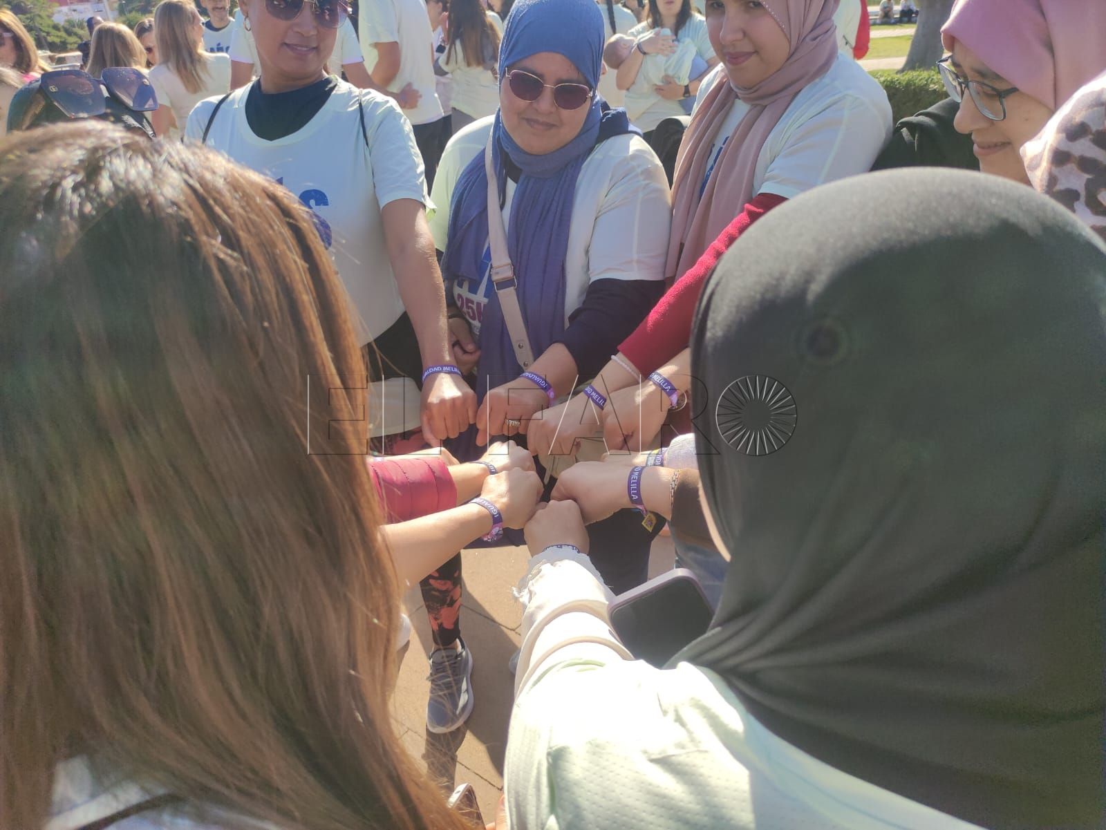 Una marea verde pastel recorre el Parque Forestal en la X Marcha del 25N