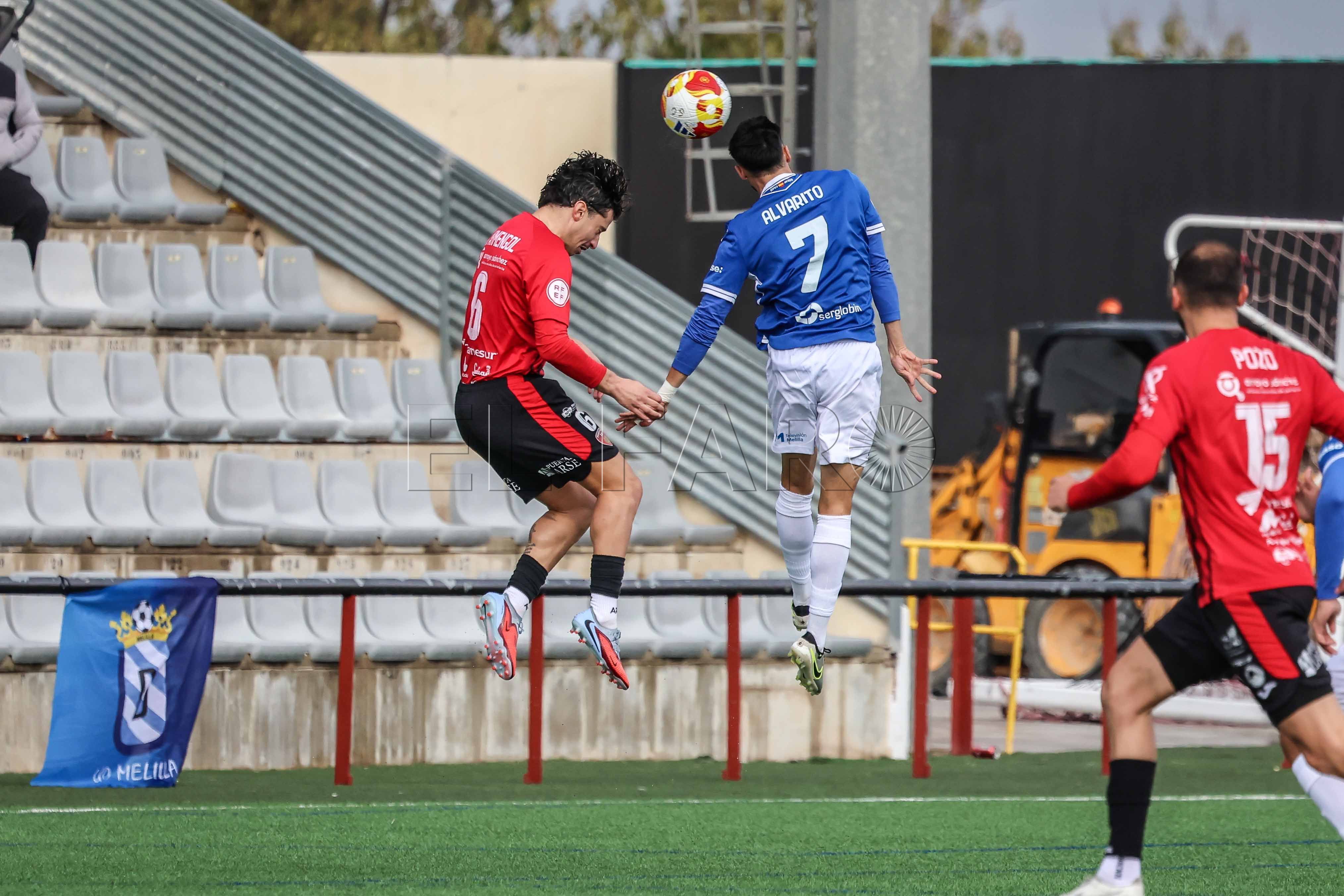 La UD Melilla perdona a un rival directo