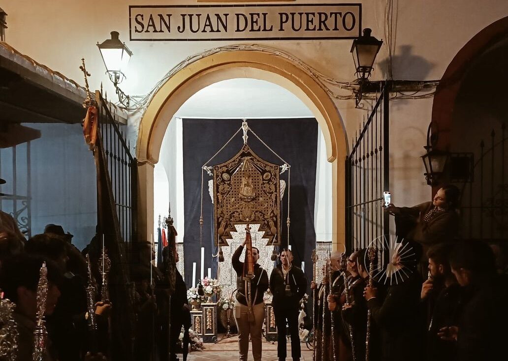 La Hermandad del Rocío de Melilla vive una peregrinación extraordinaria inolvidable