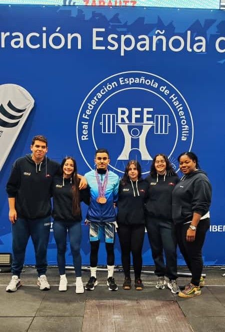 Éxito de la halterofilia melillense