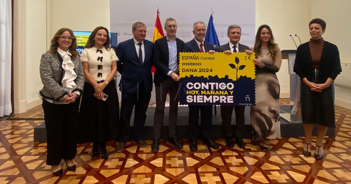 Correos presenta un sello dedicado a la DANA 2024 con el lema 'Contigo hoy, mañana y siempre'