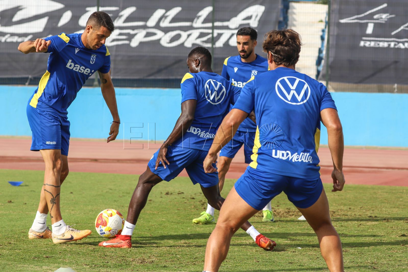 El Melilla reinicia el trabajo con su último fichaje vestido de corto