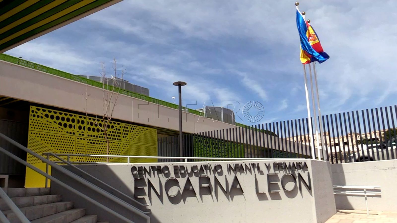 Educación defiende la legalidad de las ayudas escolares y anuncia cambios para corregir las desigualdades entre los centros