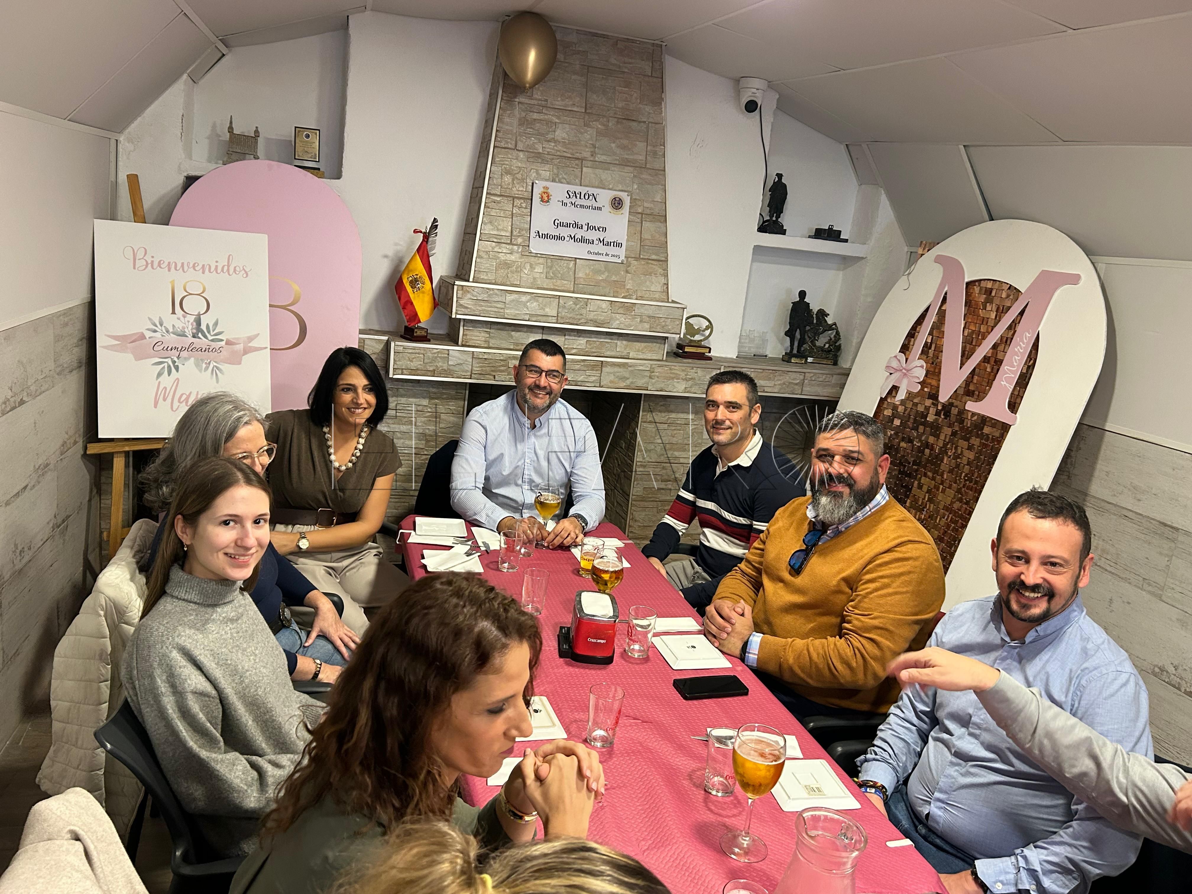 'Los Polillas' cierran su 40 aniversario con una paella de convivencia