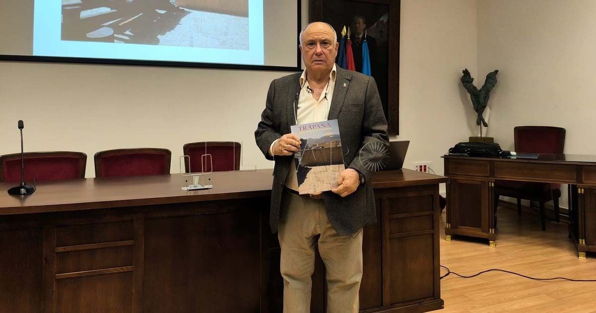 Presidente de la Asociación de Estudios Melillenses (AEM)