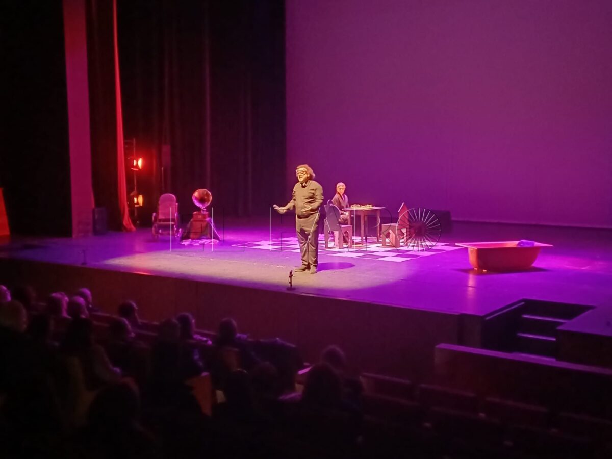 Un tributo arrabaliano que cautiva al público melillense