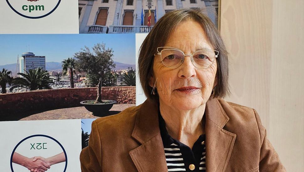 Cecilia González critica la diferencia de ayudas para material escolar y uniformes entre centros educativos