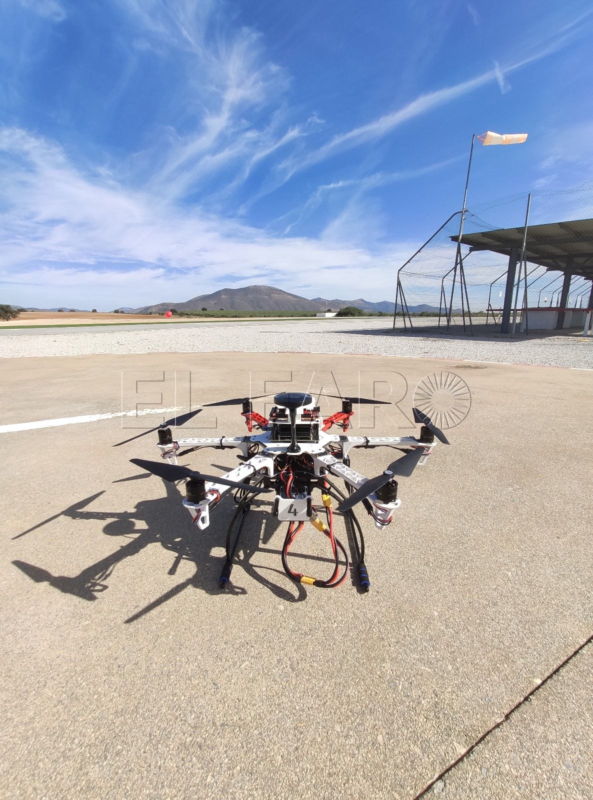 Isdefe reconoce un proyecto de la UGR contra amenazas dron basado en IA