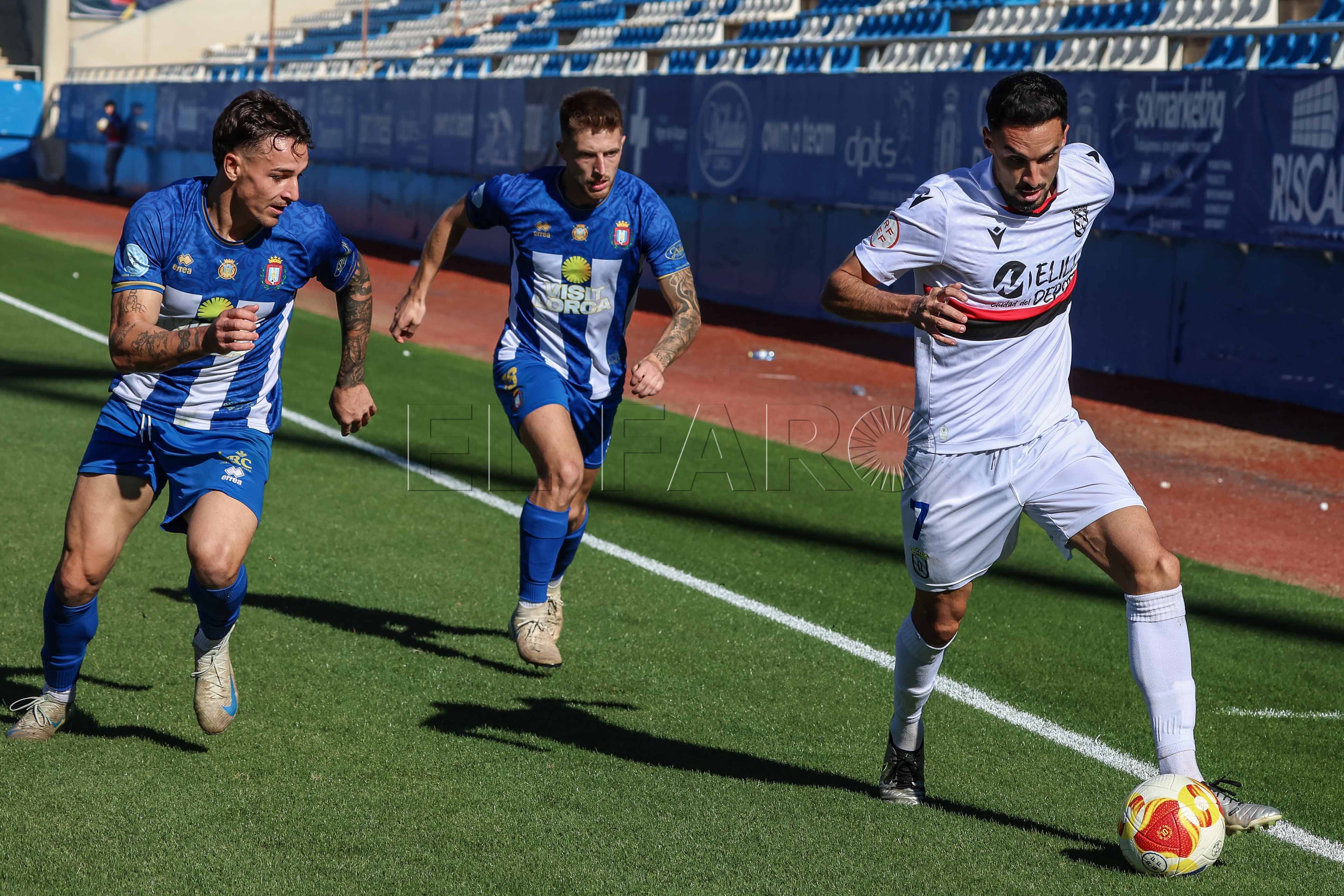 La UD Melilla no da en el clavo a domicilio