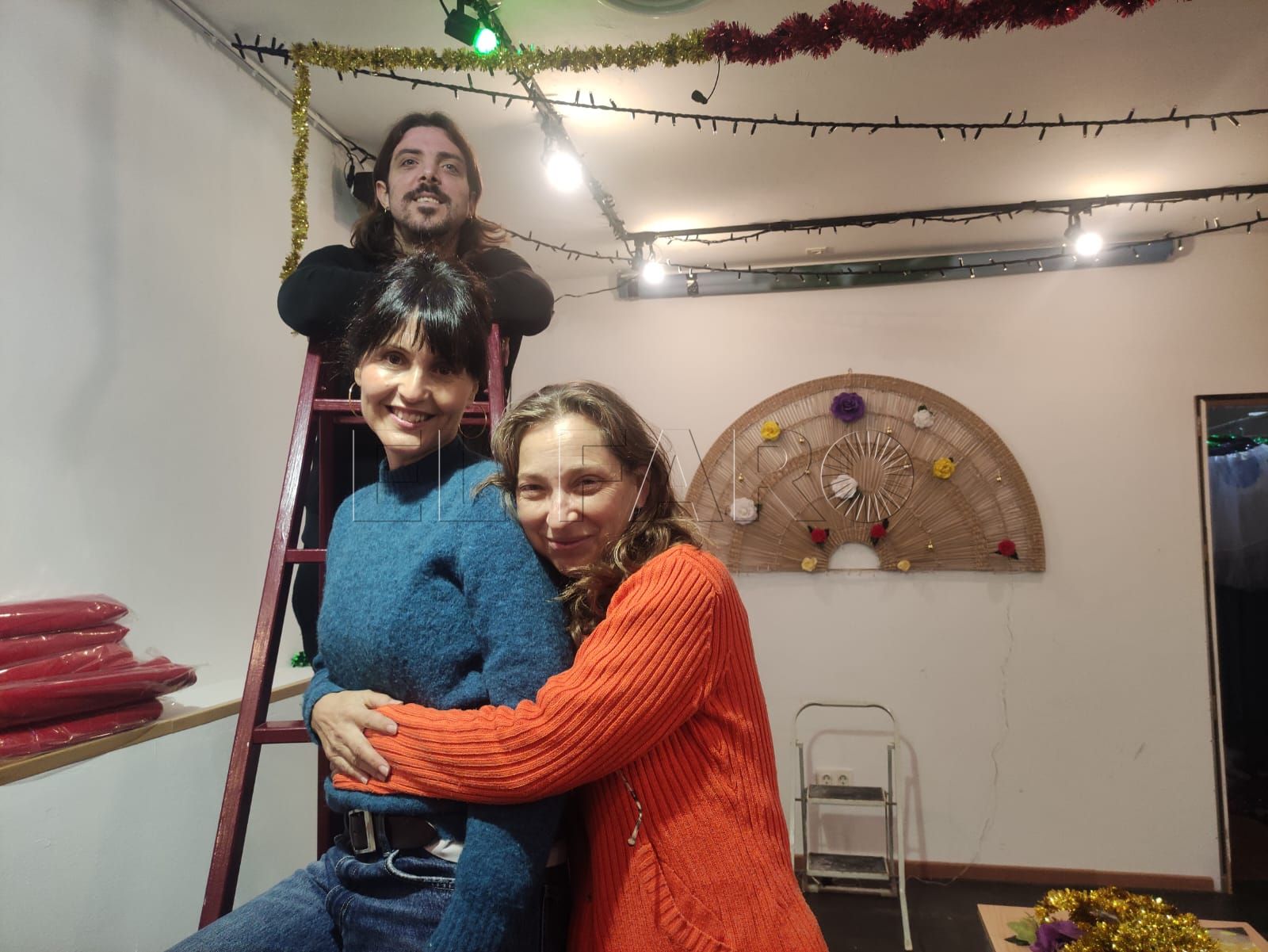 Asun vuelve a festejar: 'Una Navidad múúú flamenca' llena de humor y arte el Auditorio Carvajal