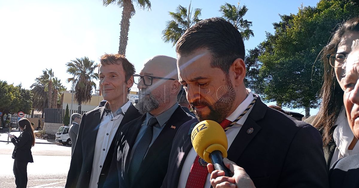 Azmani critica el “marcado carácter partidista” del discurso de Imbroda