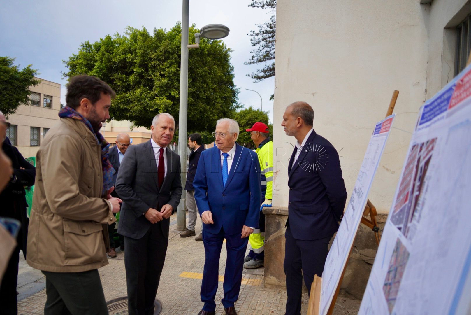 Arranca la demolición de la antigua Jefatura de Policía Local para levantar la nueva residencia universitaria