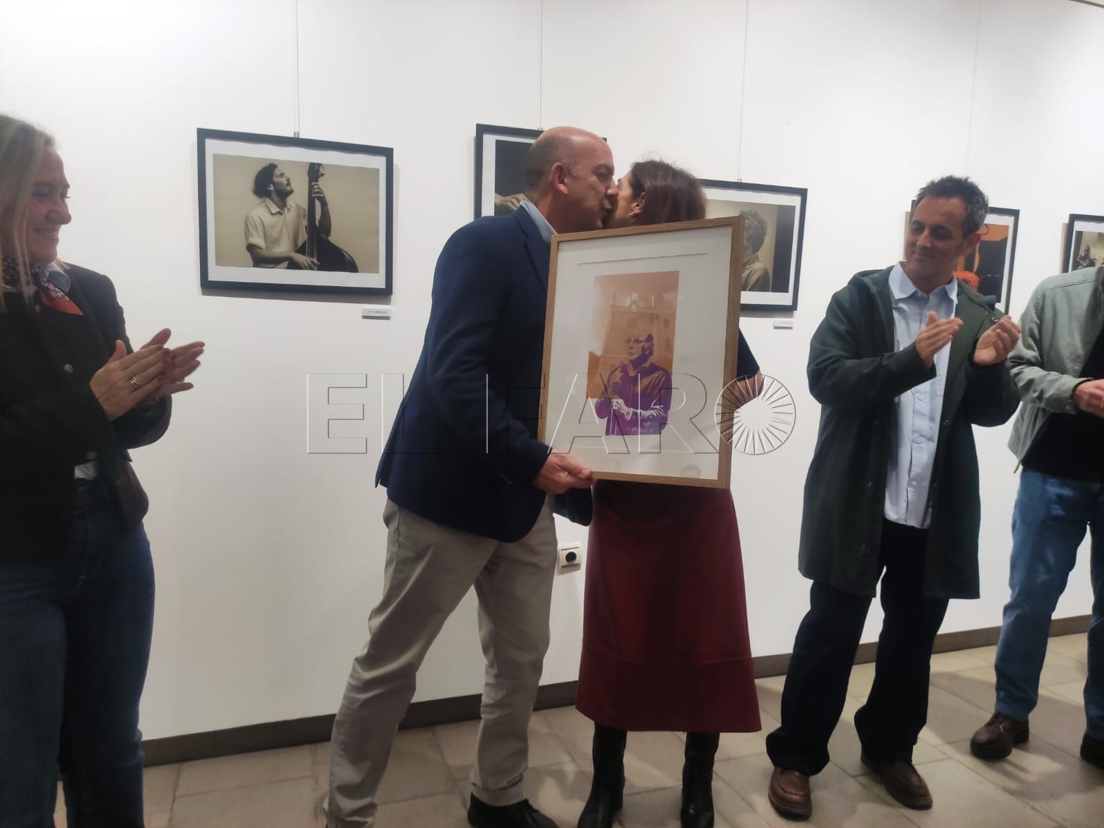 La UNED inaugura la exposición “Mirando al Jazz” en su 20ª edición y acerca el género a escolares con el Jazz Didáctico