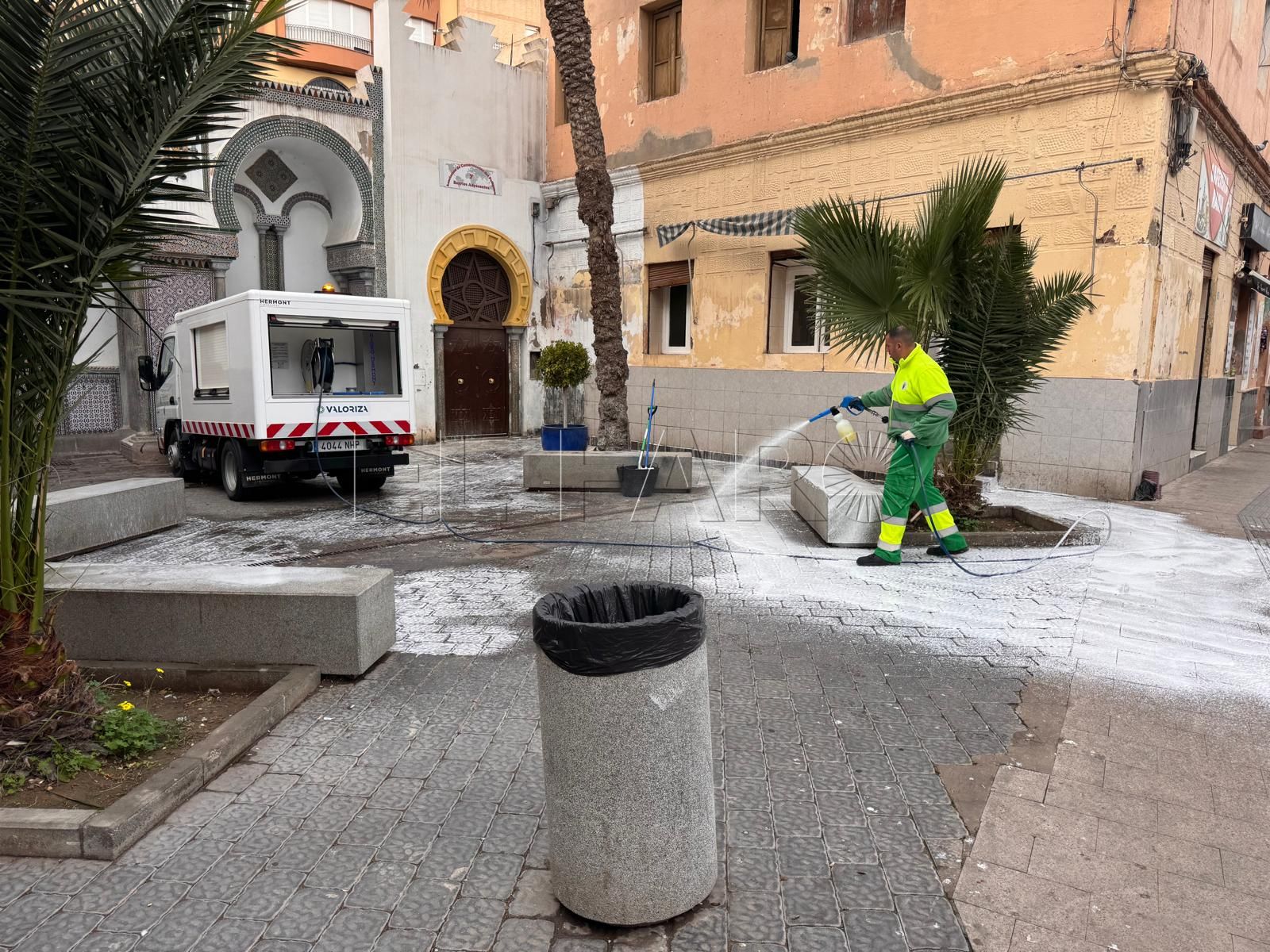Valoriza refuerza la limpieza de Melilla por el Ramadán