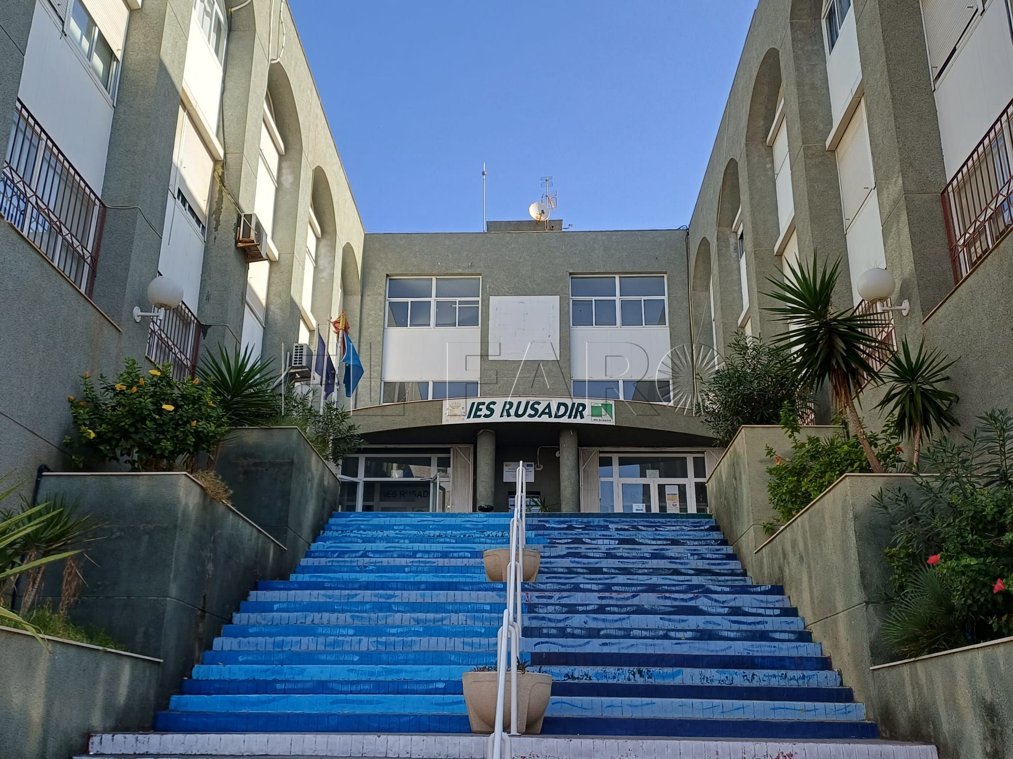 CSIF reclama igualdad: sanidad avanza a 35 horas, educación queda fuera