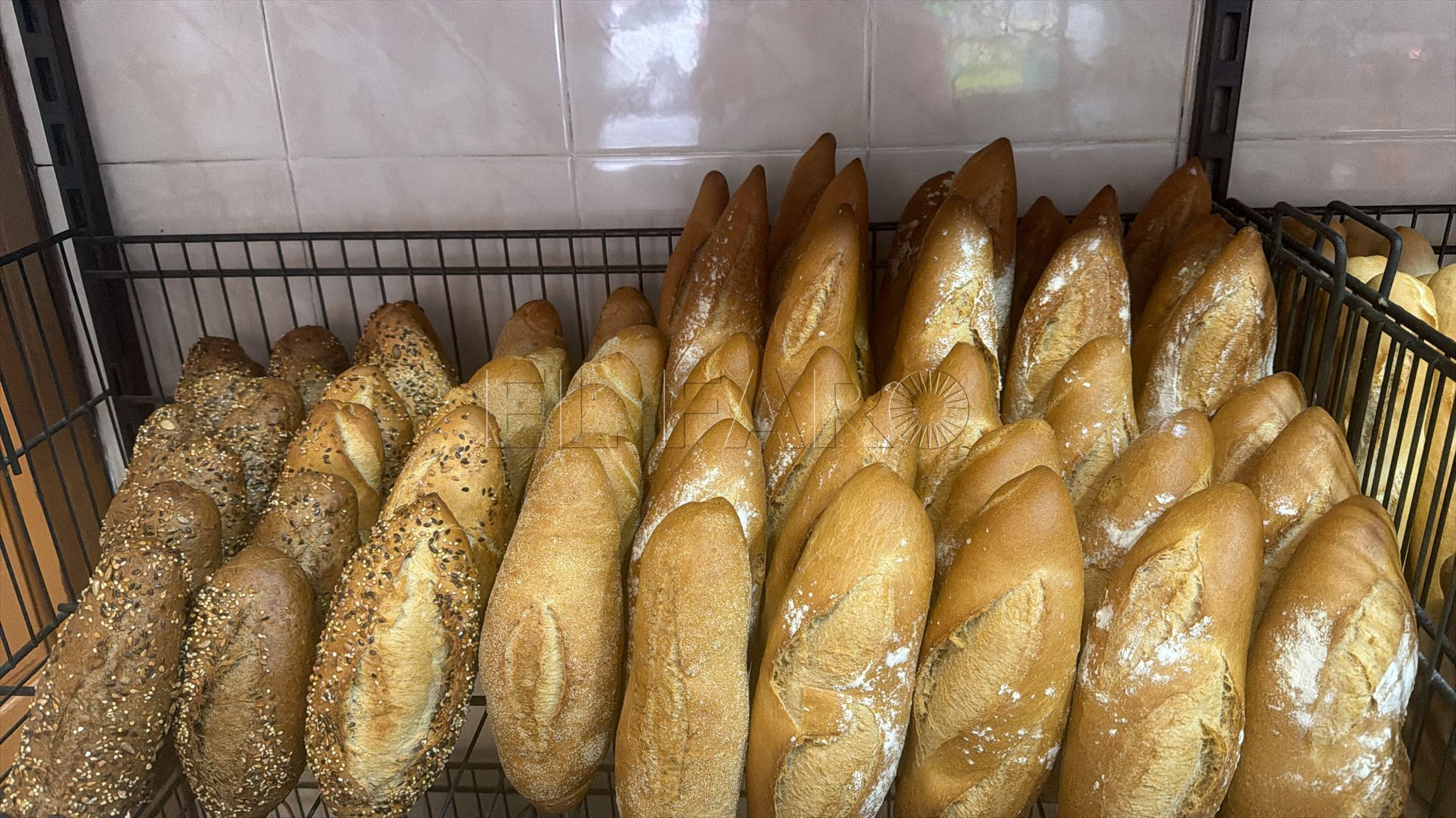 Distintas variedades de panes que ofrecen. Foto: cedida