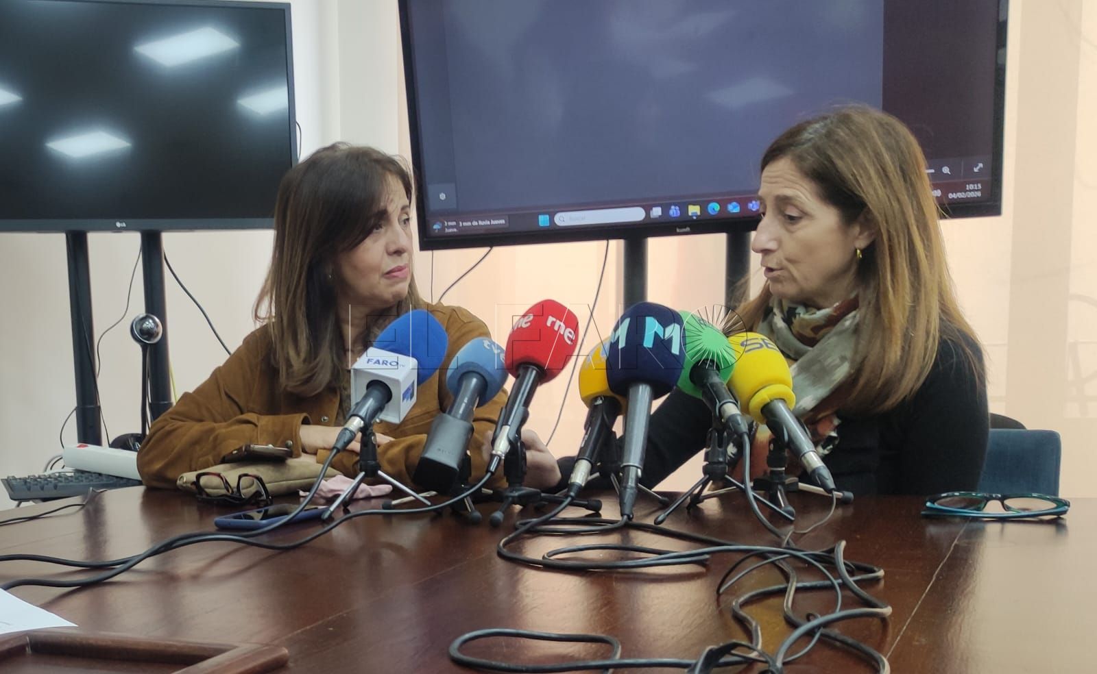 Fadela Mohatar anuncia un convenio de colaboración con la Escuela de Arte