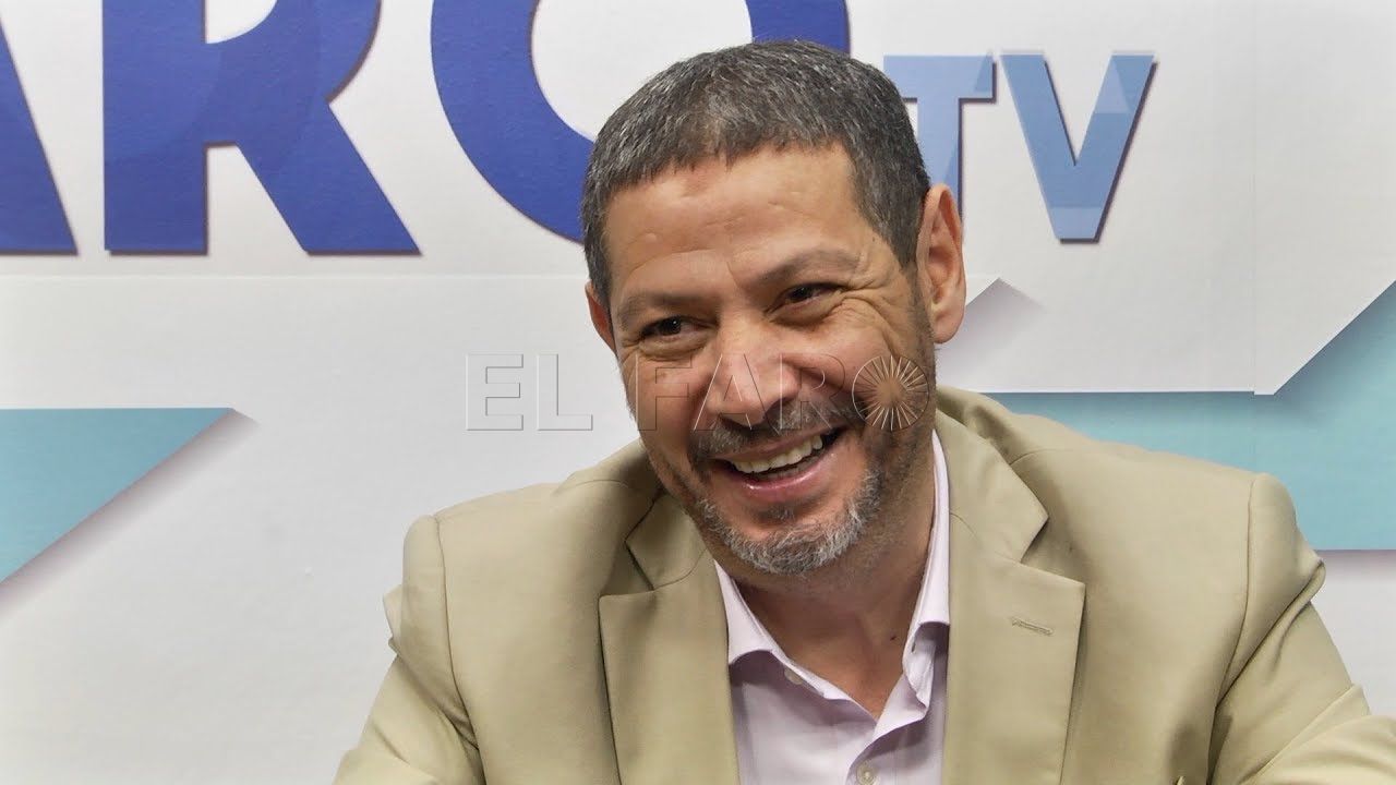 Premiado por su proyecto de cirugía mínimamente invasiva