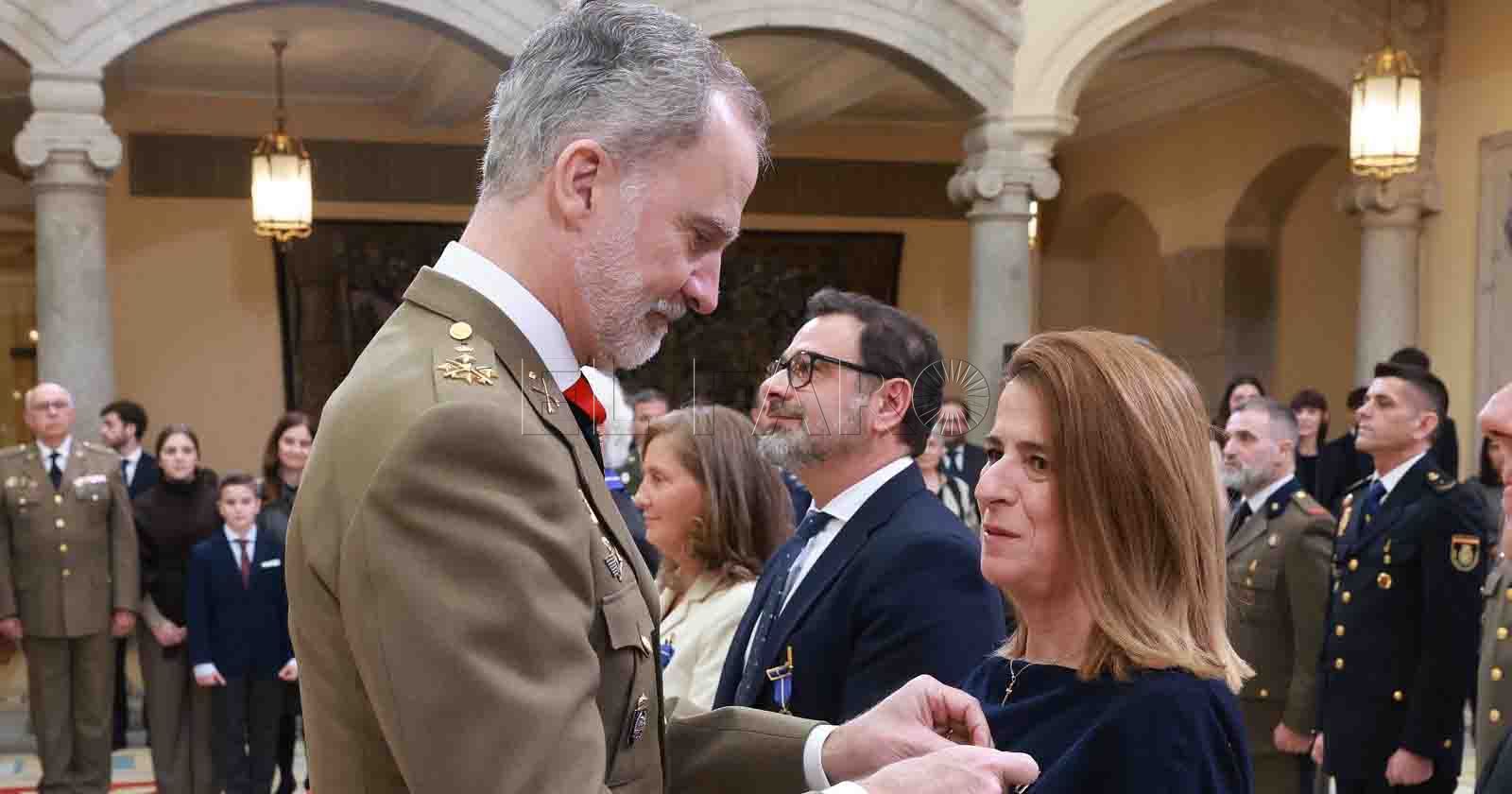 Cruz Oficial Mérito Civil