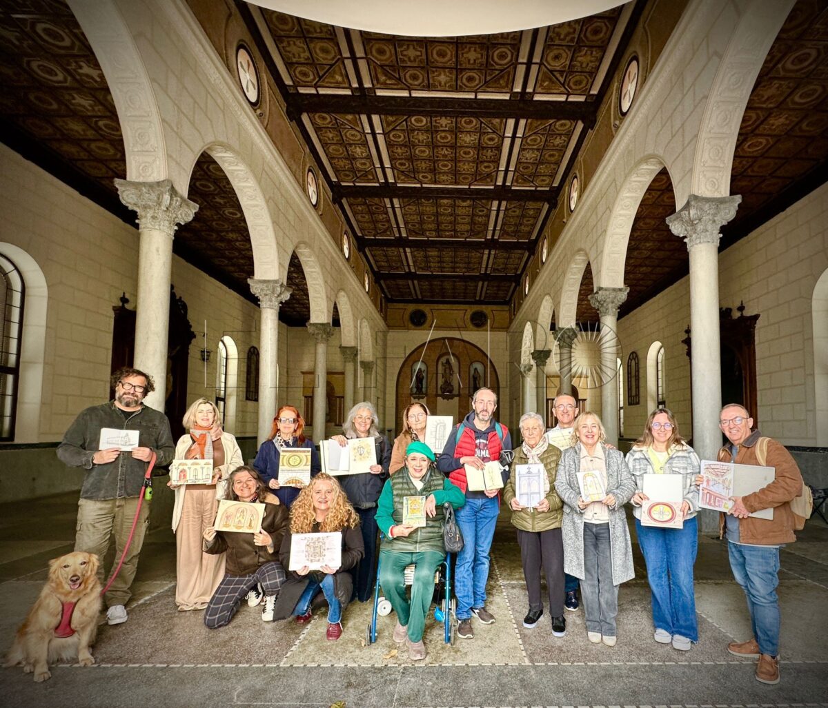 Urban Sketchers dibuja la capilla del Cristo Rey en una nueva jornada artística