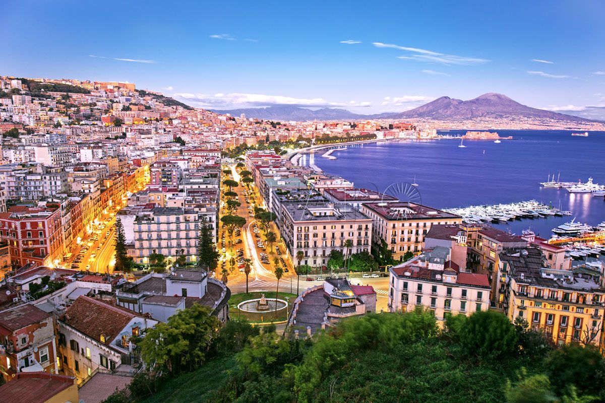 Nápoles, ciudad italiana llena de vida