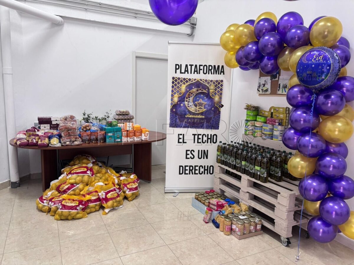 El Techo es un Derecho agradece al Partido Socialista su "generosa" donación de alimentos