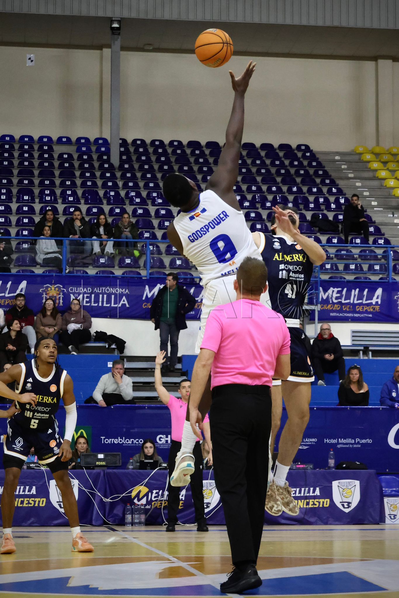 Salida ante un gran rival por la salvación