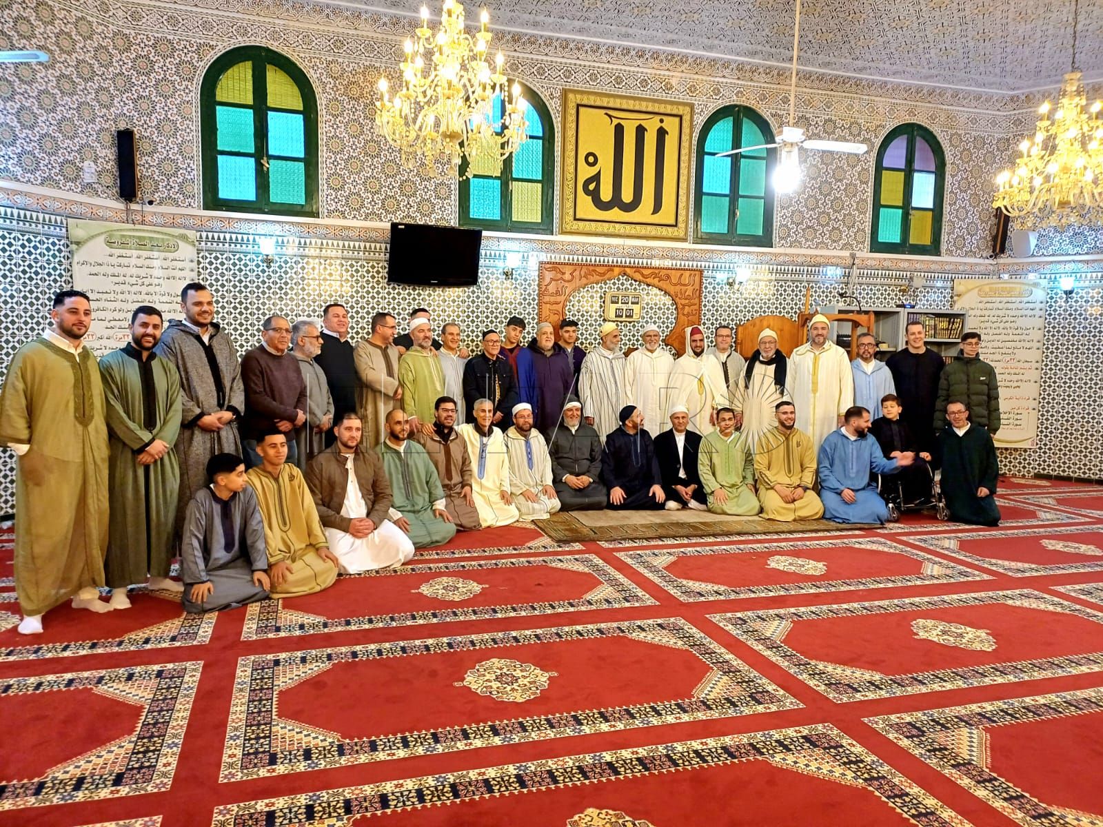 El Eid al-Fitr se vive con normalidad pese al traslado del rezo a las mezquitas