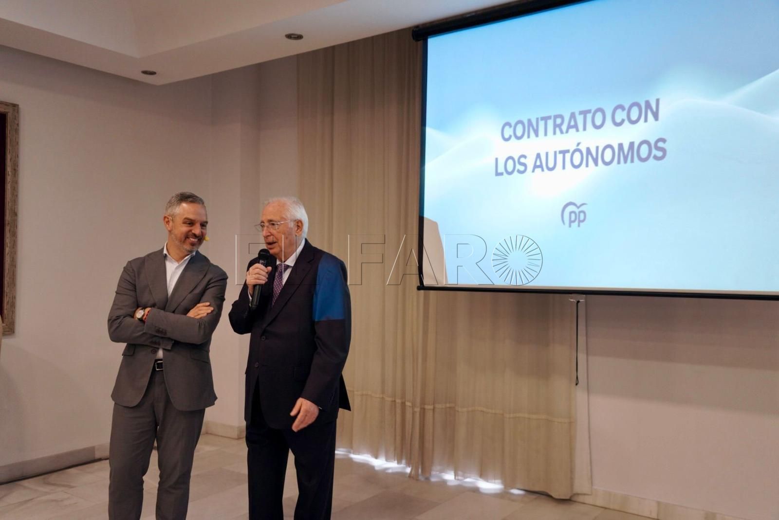 En la visita de Juan Bravo se abordó el tema de los autónomos.