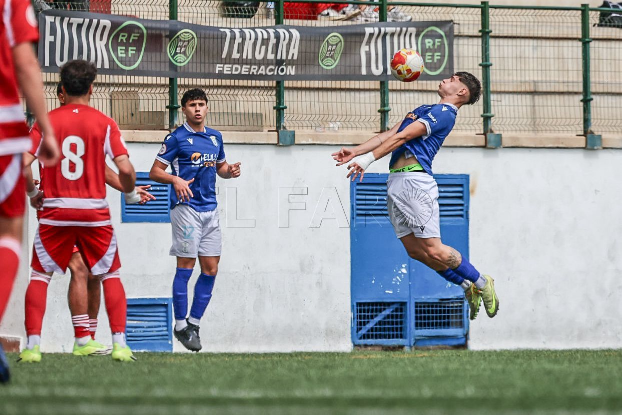 La UD Melilla juvenil cae derrotada con orgullo ante el líder, Granada
