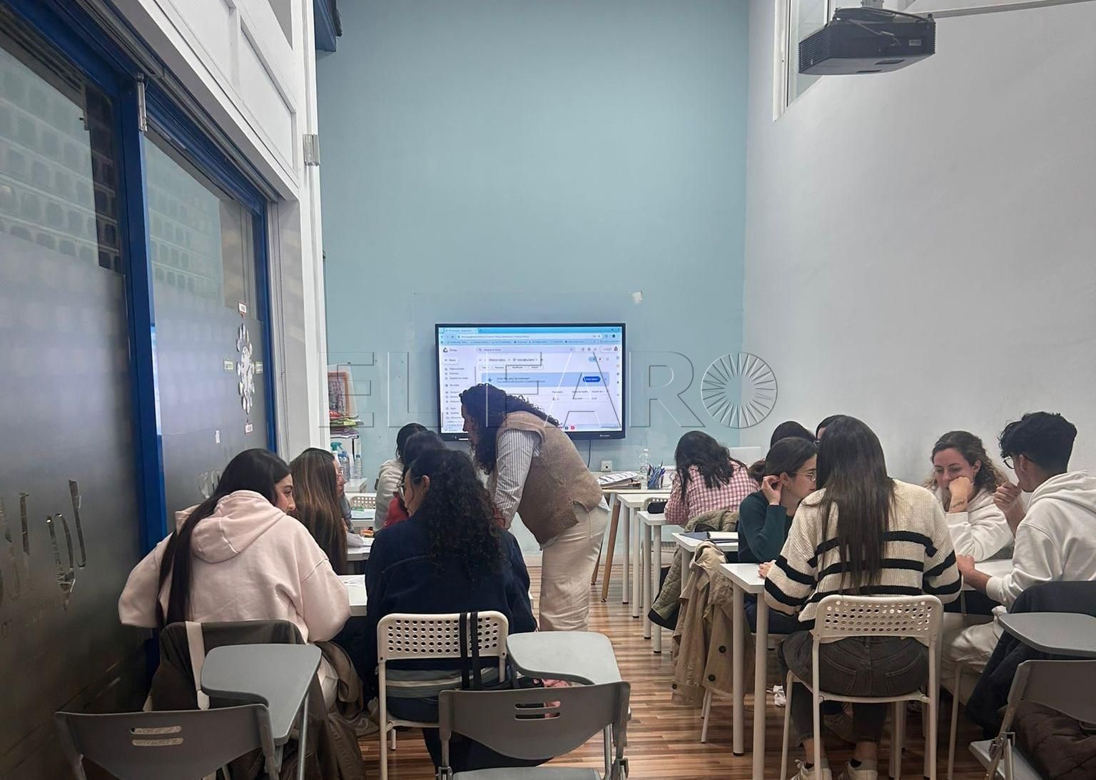 Los alumnos en el curso de B2 impulsado por Juventud.
