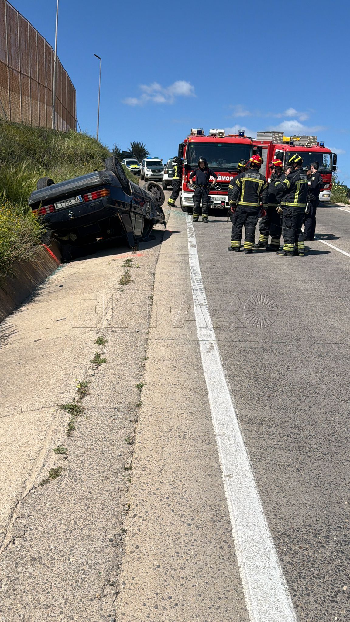 Una actuación ejemplar, el taxista Yemil Amar socorre a una joven víctima de un accidente en la circunvalación