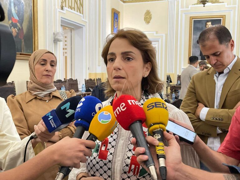 CpM expresa su "frustración" ante el aislamiento aéreo que está sufriendo la ciudad.