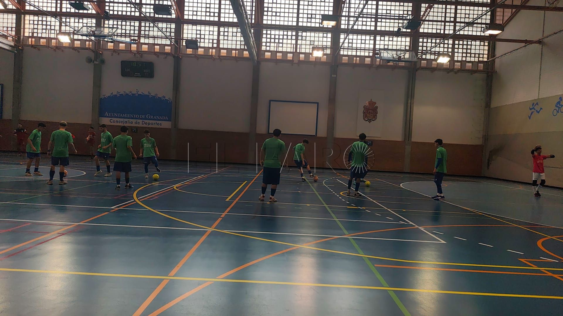 La Peña Real Madrid se queda sin tiempo para la remontada