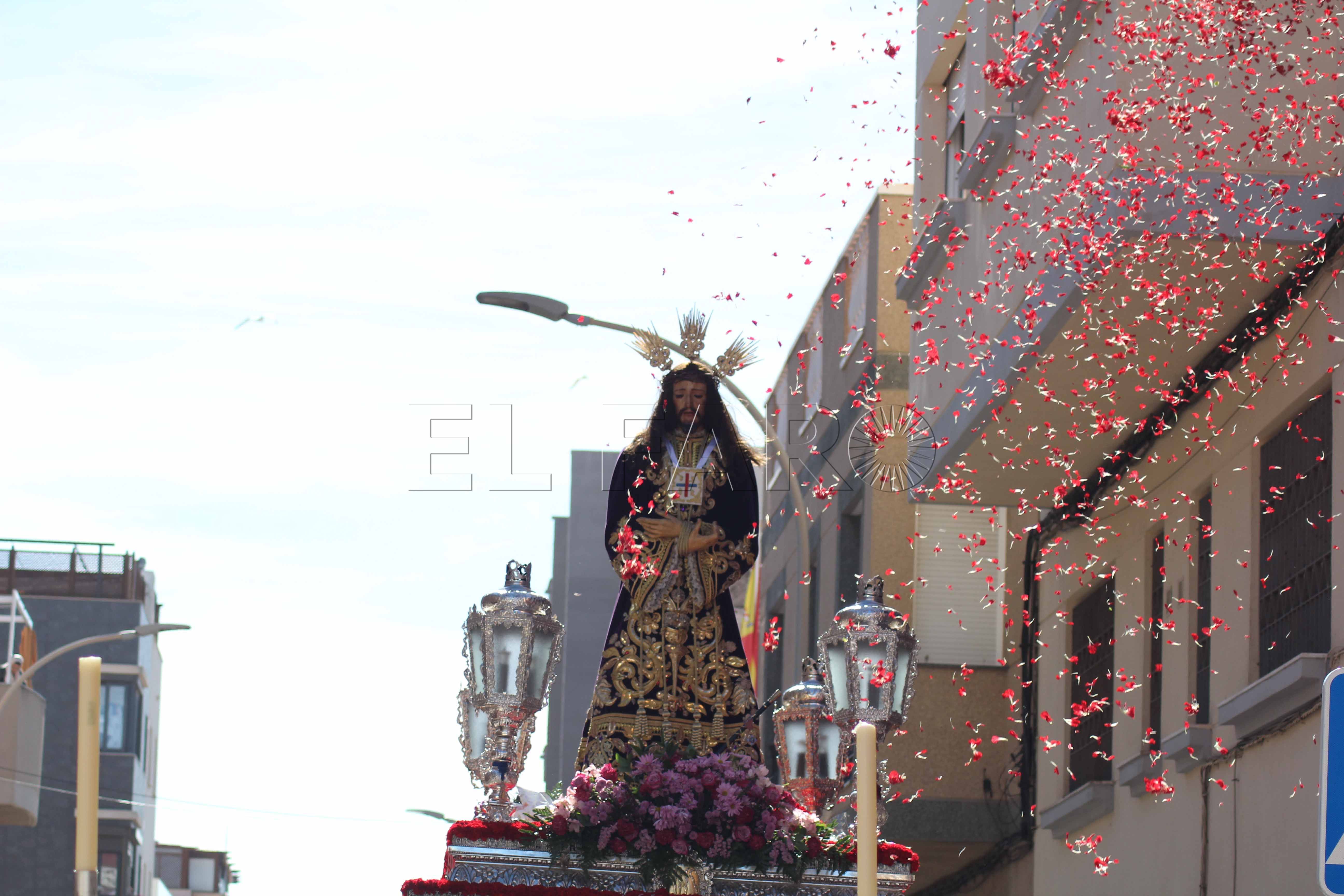 Melilla se parte en tres para vivir su Jueves Santo: Cautivo, Flagelación y Cristo de la Paz