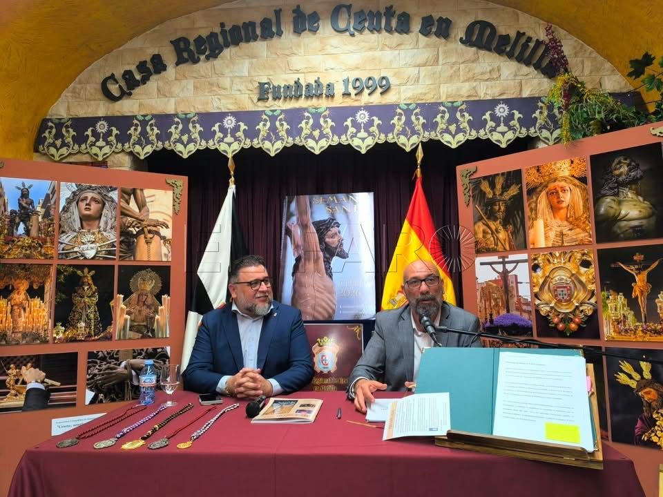 La Casa de Ceuta en Melilla acerca a los asistentes los secretos del pregón de Semana Santa