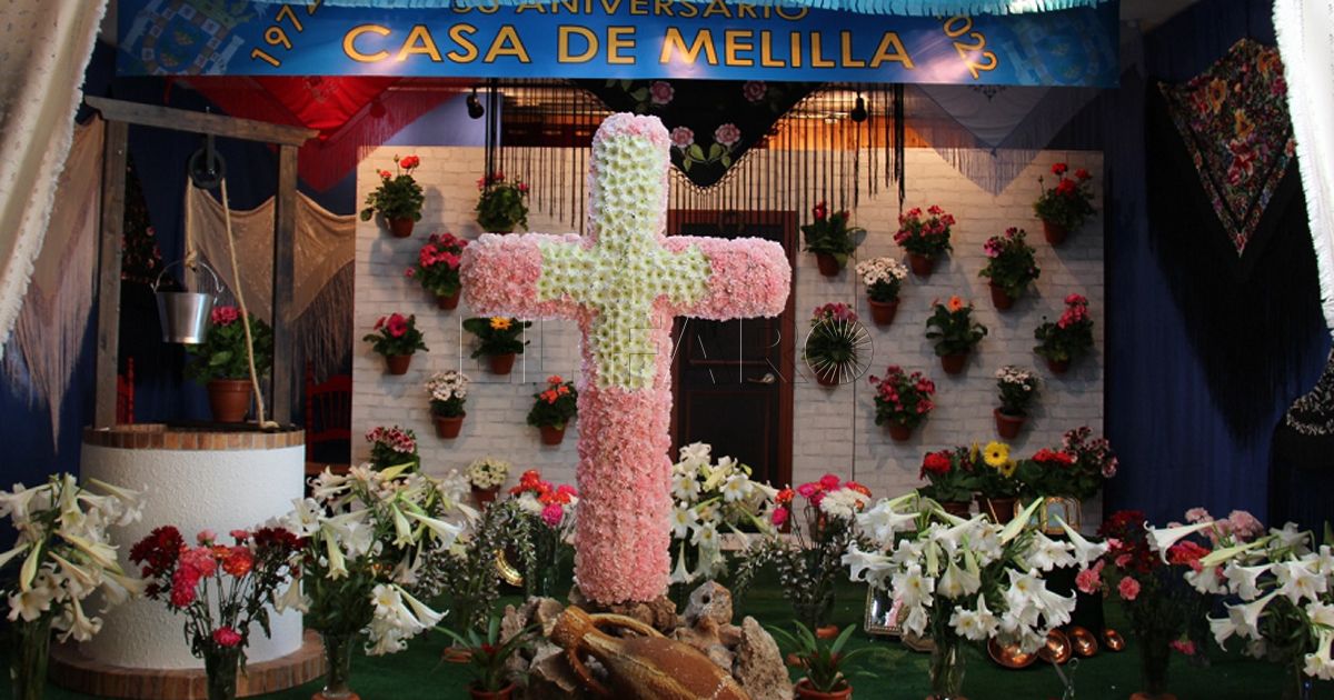 El concurso de Cruces de Mayo 2026 repartirá cinco premios económicos a personas y entidades (imagen cedida)