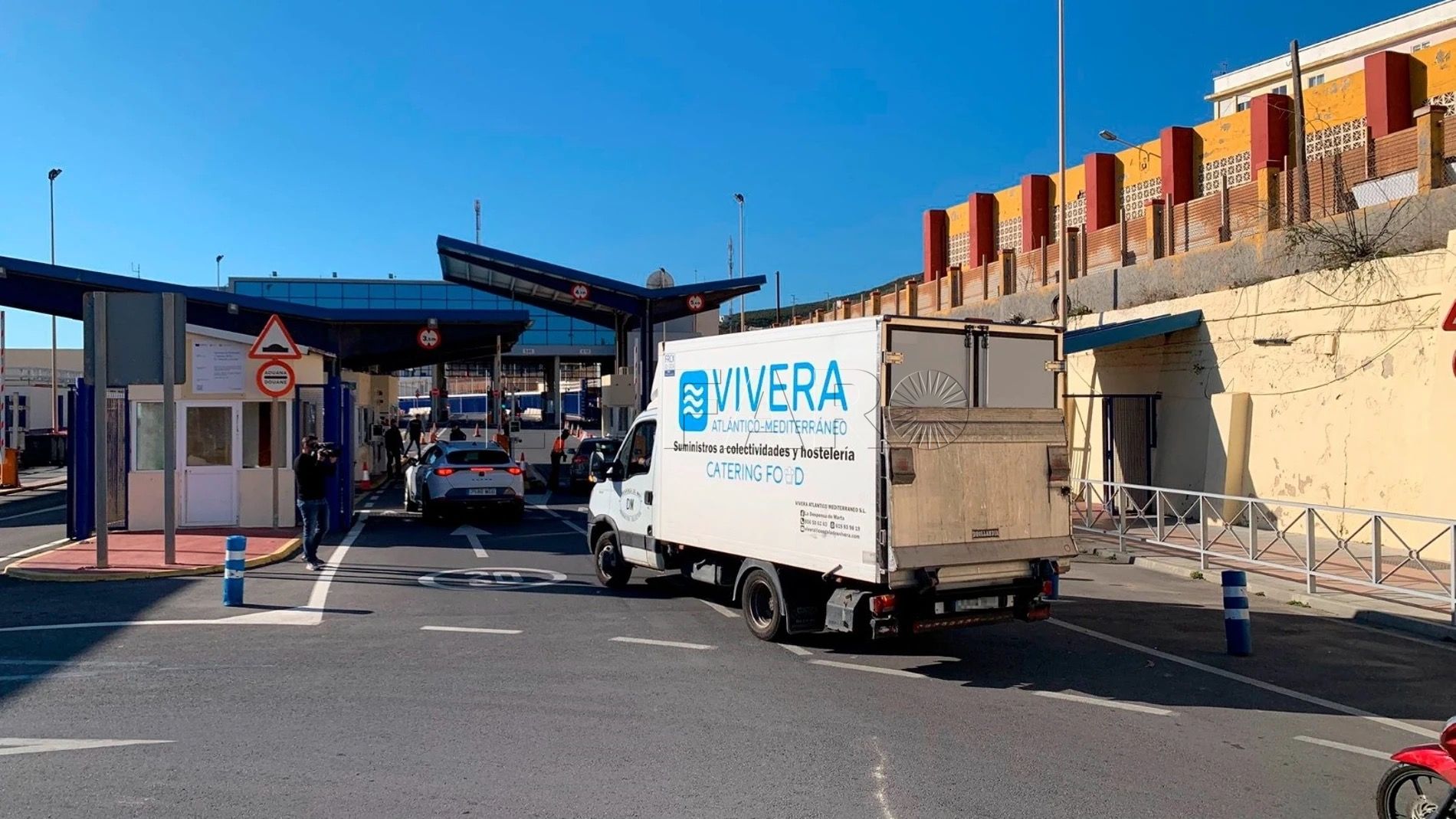 La aduana comercial que sigue sin existir