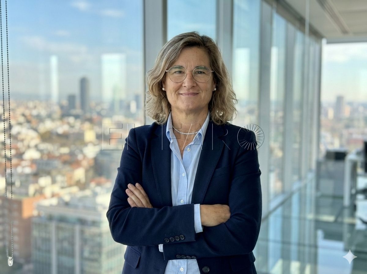 Carmela Ríos detalla las claves de la jornada sobre digitalización organizada por El Faro y Telefónica (cedida)