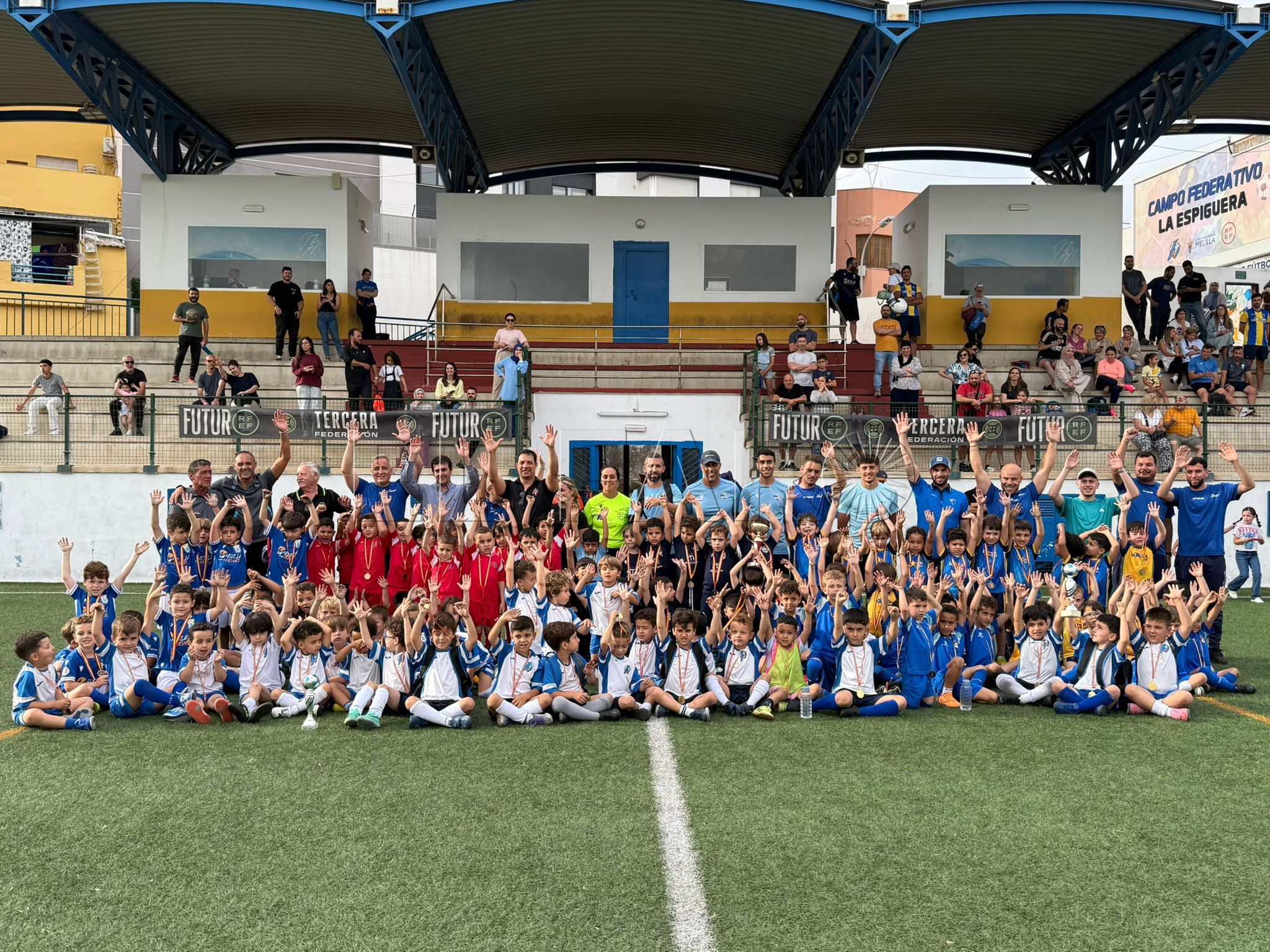 La Espiguera reúne a decenas de niños en una nueva jornada del Torneo Escuela e inclusivo de la RFMF