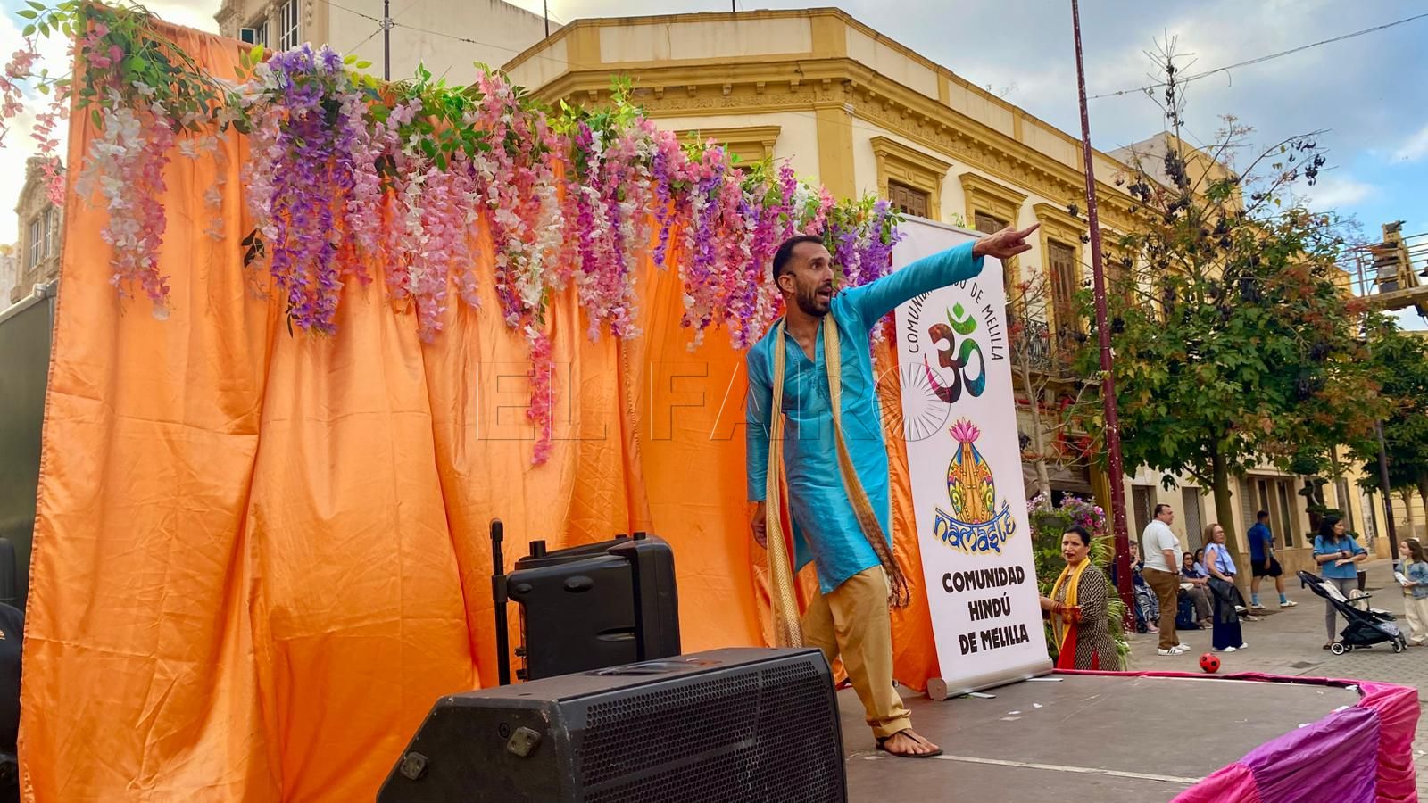 De la India a Melilla: Raúl Naranjo guía el taller ‘Bollywood Urbano’ por la Holi Week