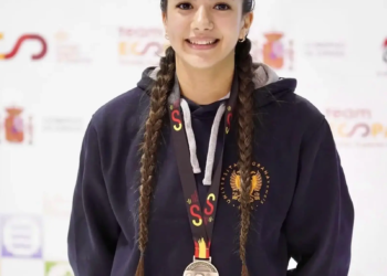 La docente de la UGR Salma Tahir, en el Mundial Universitario de halterofilia