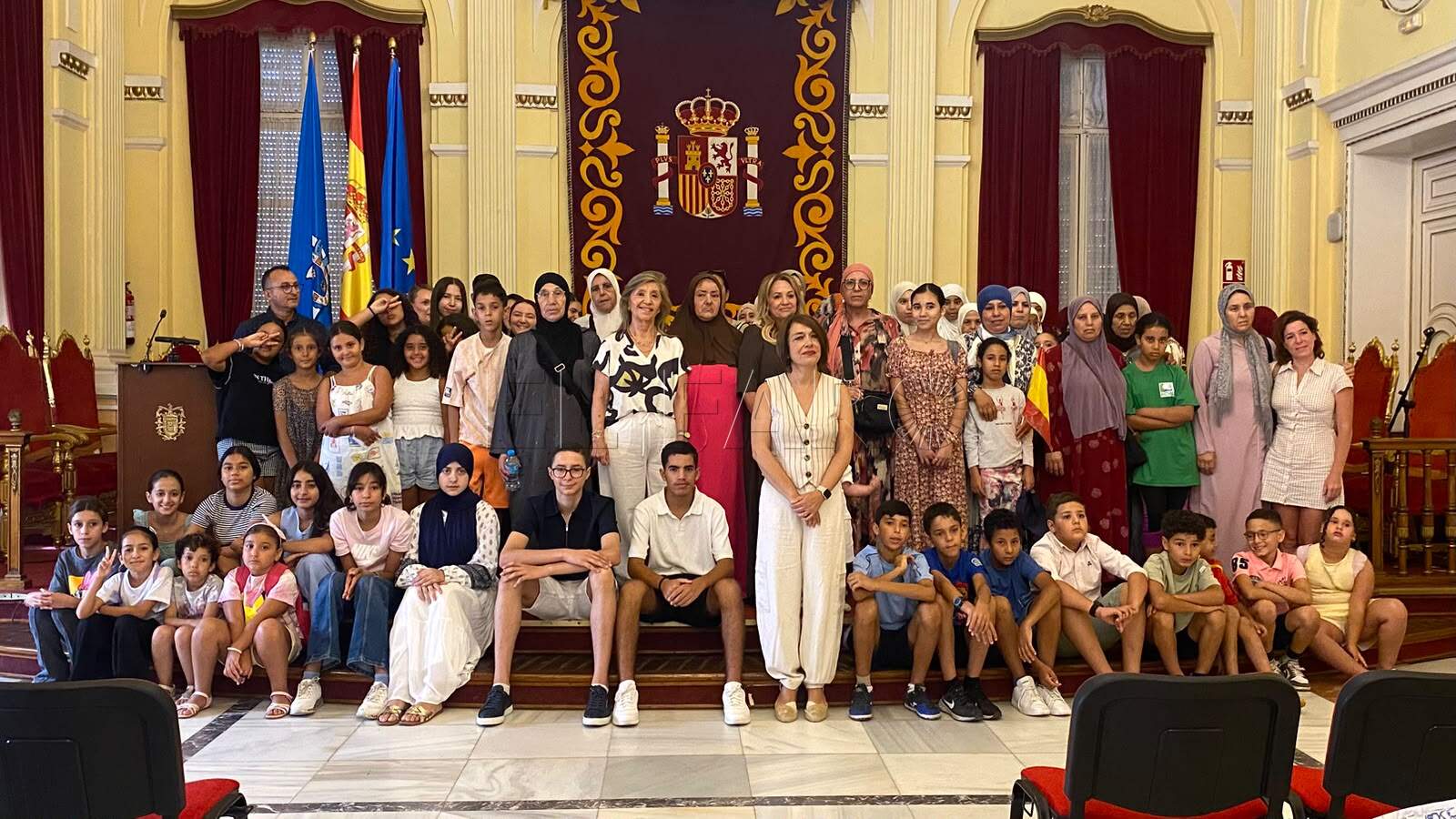 Recepción oficial en el Salón Dorado