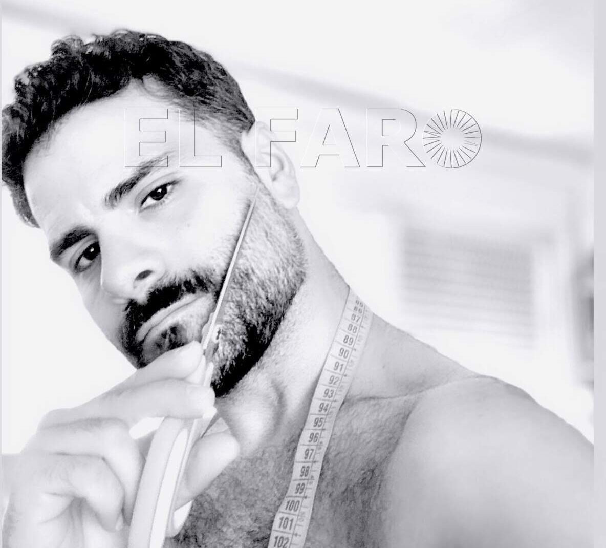 Javier Muñoz, diseñador de moda y vestuario a través de su marca personal JASANZO. -Cedida por el creativo-